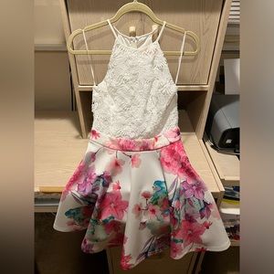 Banjul Floral Midi Dress